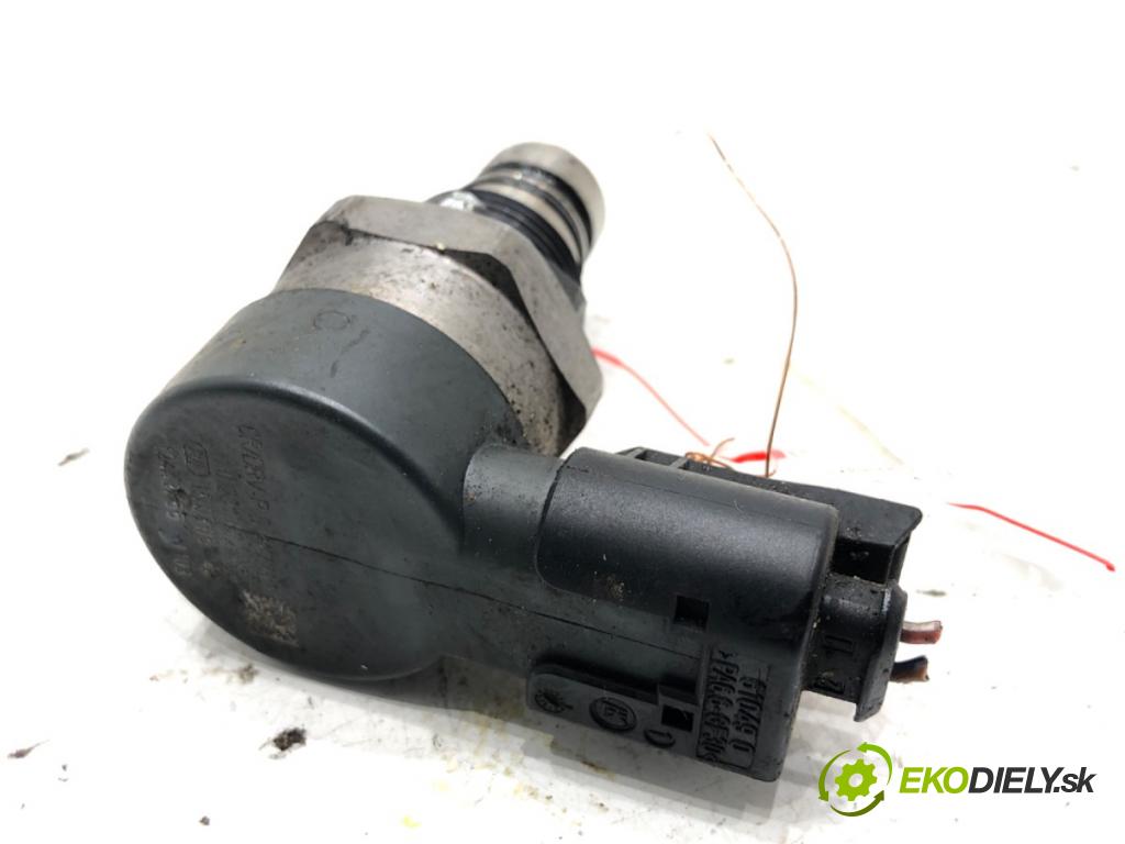 BMW E83 SUV 2005 110 kW 2.0 d 1995 Snímač tlaku paliva 0281002481 (Snímač)