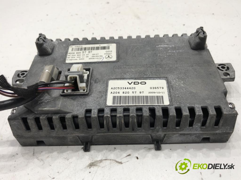 MERCEDES-BENZ X204 SUV 2009 125 kW 220 CDI 4-matic (204.984, 204.997) 2143 Dislpej A2048205797 (Prístrojová doska)