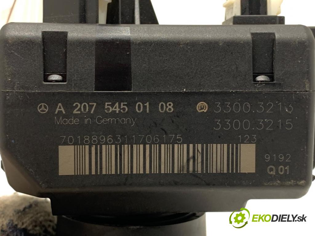 MERCEDES-BENZ X204 SUV 2009 125 kW 220 CDI 4-matic (204.984, 204.997) 2143 spinačka A2075450108 (Spínacia skrinka)