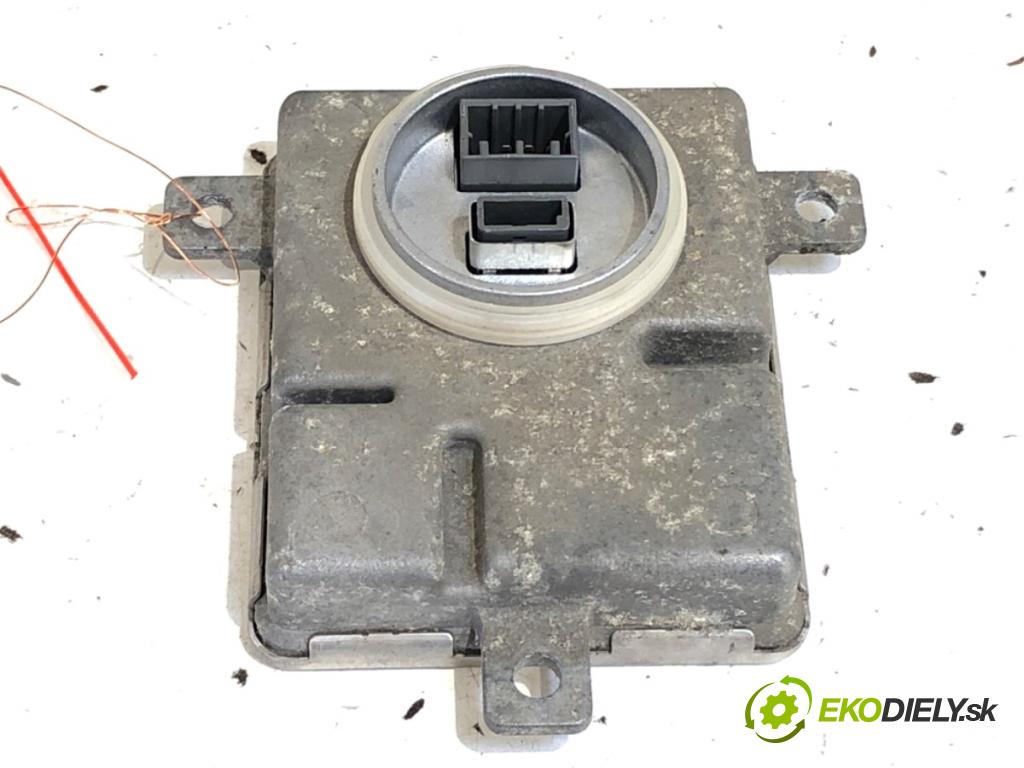 MERCEDES-BENZ X204 SUV 2009 125 kW 220 CDI 4-matic (204.984, 204.997) 2143 Menič XENON A2048703226 (Riadiaca jednotka xenónu)