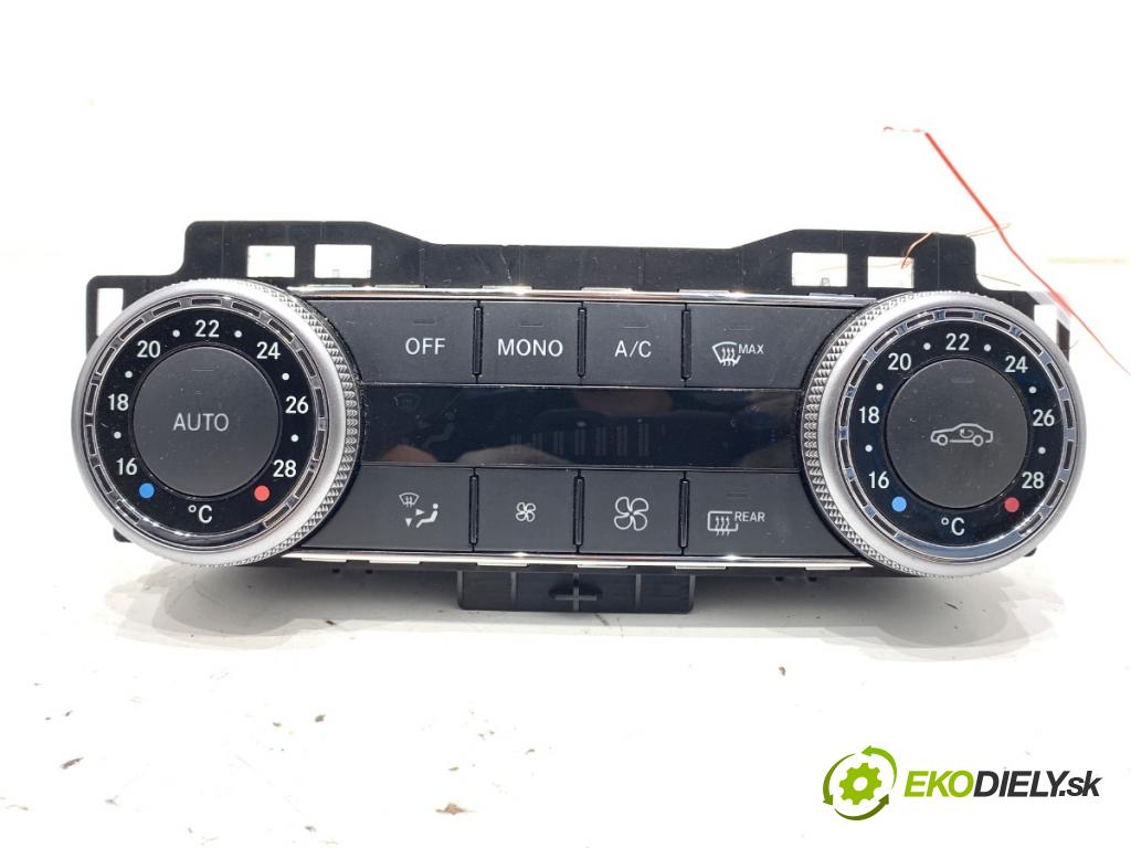MERCEDES-BENZ X204 SUV 2009 125 kW 220 CDI 4-matic (204.984, 204.997) 2143 Panel ovládania kúrenia 2048305790 (Prepínacie páčky pod volantom)