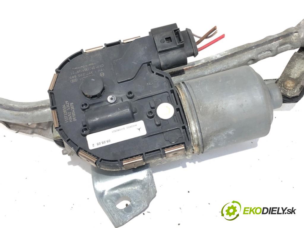 MERCEDES-BENZ X204 SUV 2009 125 kW 220 CDI 4-matic (204.984, 204.997) 2143 Mechanizmus stieračov predný A2048201340 (Motorček stieračov predný)