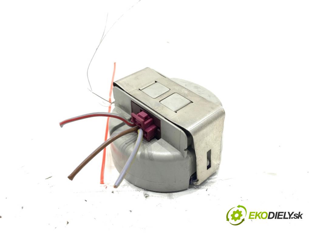 MERCEDES-BENZ X204 SUV 2009 125 kW 220 CDI 4-matic (204.984, 204.997) 2143 Snímač dažďa A2049012201 (Snímač dažďa)