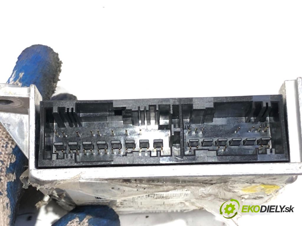 PEUGEOT 508 SW I Kombi 2011 103 kW 2.0 HDi 1997 senzor airbag 9677910680 (Snímač)