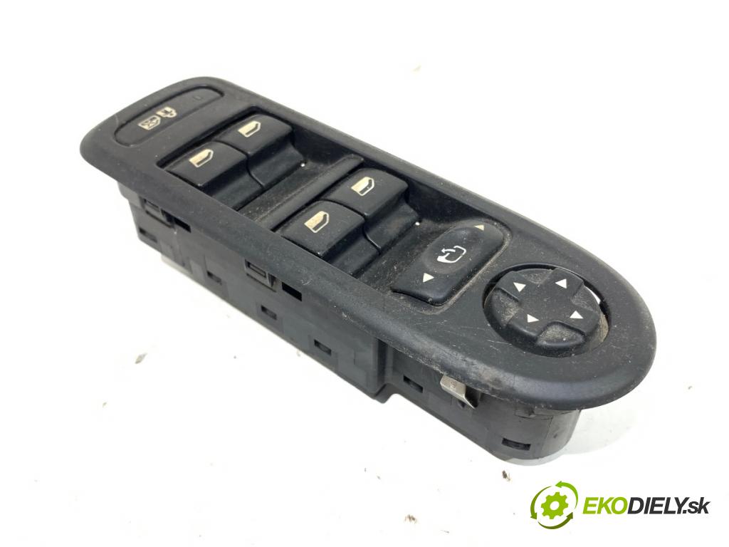 PEUGEOT 508 SW I Kombi 2011 103 kW 2.0 HDi 1997 Prepínač okien 96659465ZD (Prepínacie páčky pod volantom)