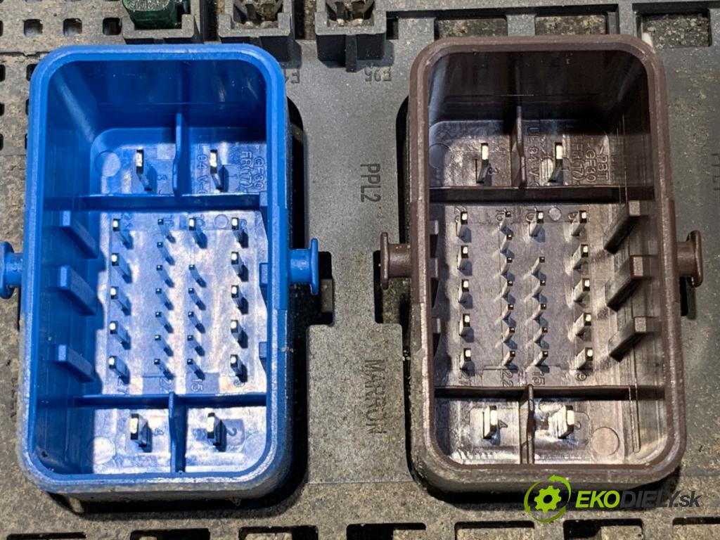 PEUGEOT 508 SW I Kombi 2011 103 kW 2.0 HDi 1997 Modul BSM 9674922080 (Riadiaca jednotka ostatné)