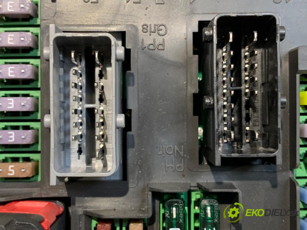 PEUGEOT 508 SW I Kombi 2011 103 kW 2.0 HDi 1997 modul BSI 9665547580 (Pojistková skříňka)