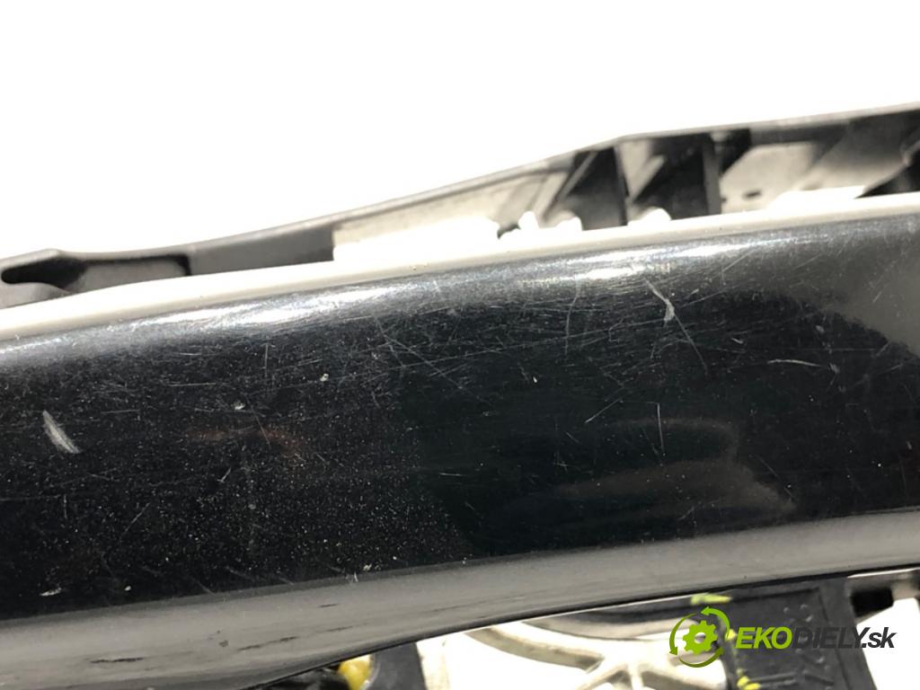PEUGEOT 508 SW I Kombi 2011 103 kW 2.0 HDi 1997 klika vnejší levý přední část
