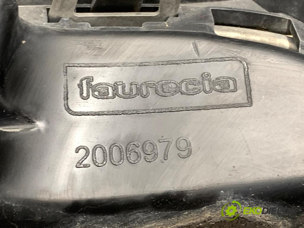 PEUGEOT 508 SW I Kombi 2011 103 kW 2.0 HDi 1997 mřížka maska  (Přední mřížka (maska chladiče))