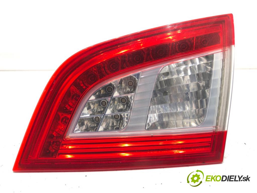 PEUGEOT 508 SW I Kombi 2011 103 kW 2.0 HDi 1997 světlo zadní část pravá vnitřní 9686780680 (Klika dveří ostatní)
