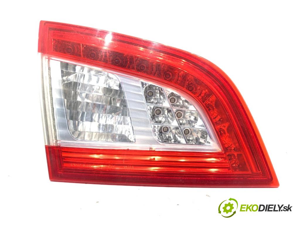 PEUGEOT 508 SW I Kombi 2011 103 kW 2.0 HDi 1997 světlo zadní část levá strana vnitřní 9686780580 (Klika dveří ostatní)