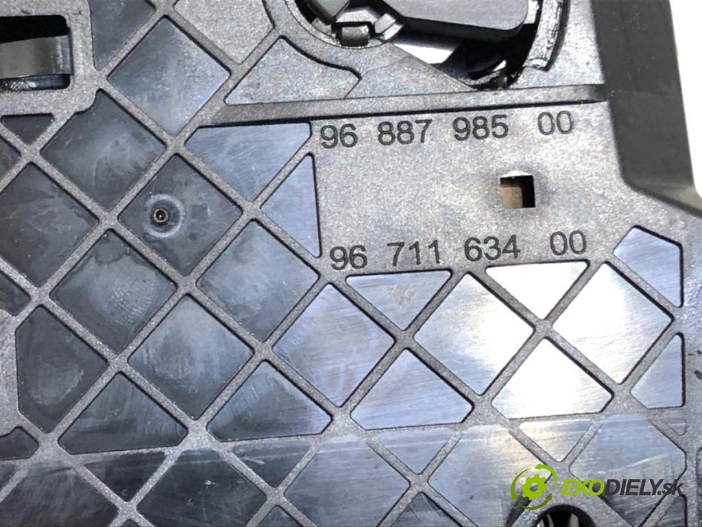 PEUGEOT 508 I sedan 2011 115 kW 1.6 THP 1598 Držiak na nápoje 9688798500 (Držiak (úchyt) na nápoje)