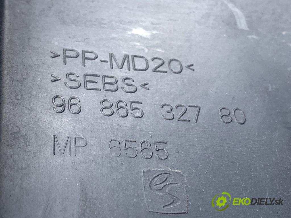 PEUGEOT 508 I sedan 2011 115 kW 1.6 THP 1598 Torpédo, plast pod čelné okno 9686532780 (Torpédo (plast pod čelným sklom))