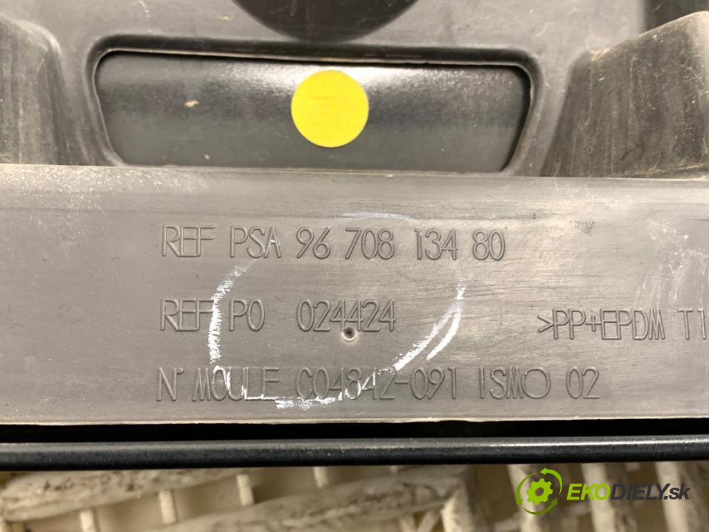 PEUGEOT 508 I sedan 2011 115 kW 1.6 THP 1598 lišta dveří zadní část 9670813480
