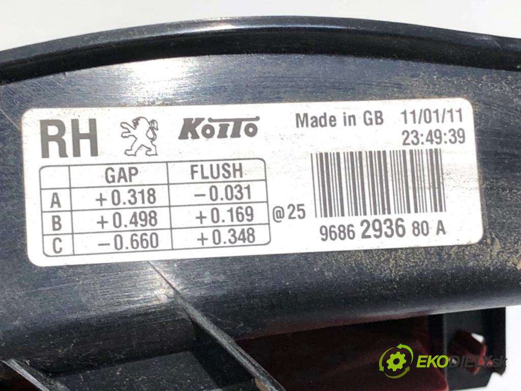 PEUGEOT 508 I sedan 2011 115 kW 1.6 THP 1598 světlo pravý zadní část 9686293680