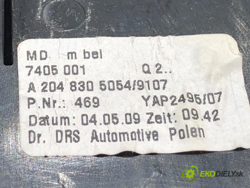 MERCEDES-BENZ X204 SUV 2009 125 kW 220 CDI 4-matic (204.984, 204.997) 2143 mří topení přední část střední A2048305054