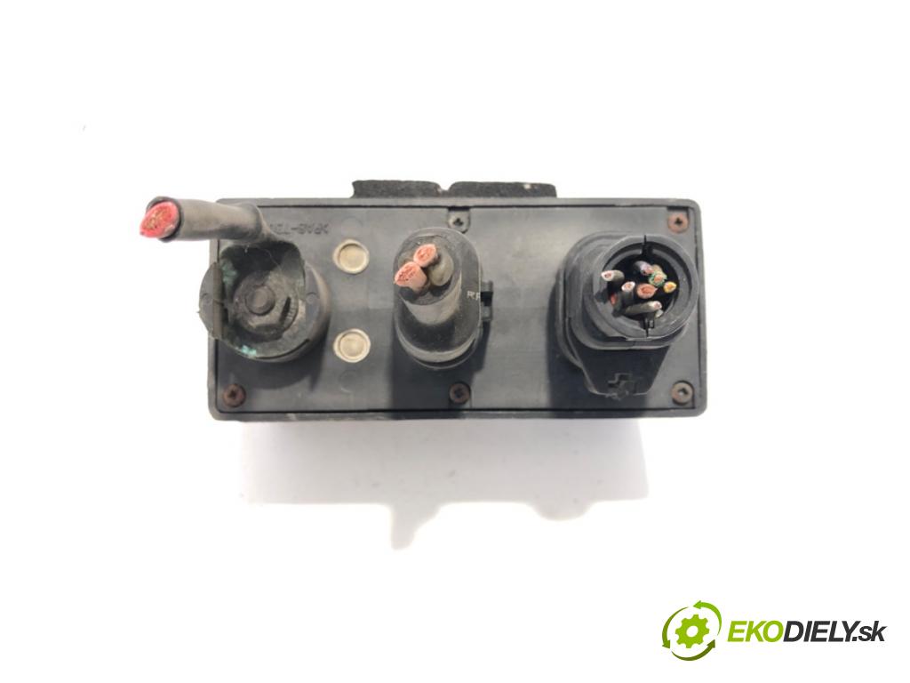 RENAULT MASTER II Autobus 2000 84 kW 2.8 dTI 2799 relé sviečok žhavenia  (Relé)