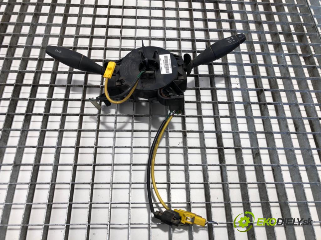 FORD TRANSIT IV Autobus 2004 74 kW 2.0 DI (F_E_, F_F_, F_G_) 1998 Prepínač kombinovaný  (Prepínacie páčky pod volantom)