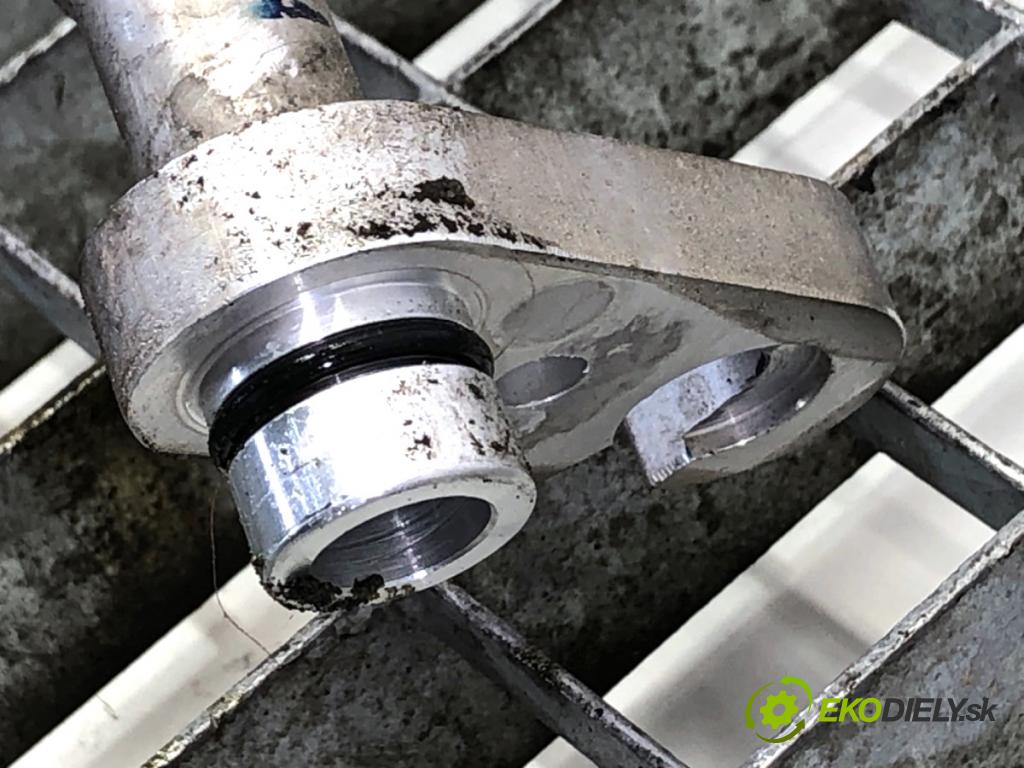 MAZDA CX-5 SUV 2012 118 kW 2.0 AWD (KEEAW) 1998 rúrka klimatizácie  (Rúrka klimatizácie)