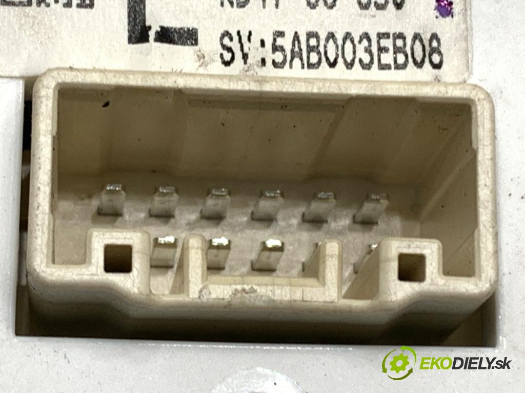 MAZDA CX-5 SUV 2012 118 kW 2.0 AWD (KEEAW) 1998 Prepínač okien KD4766350 (Prepínacie páčky pod volantom)