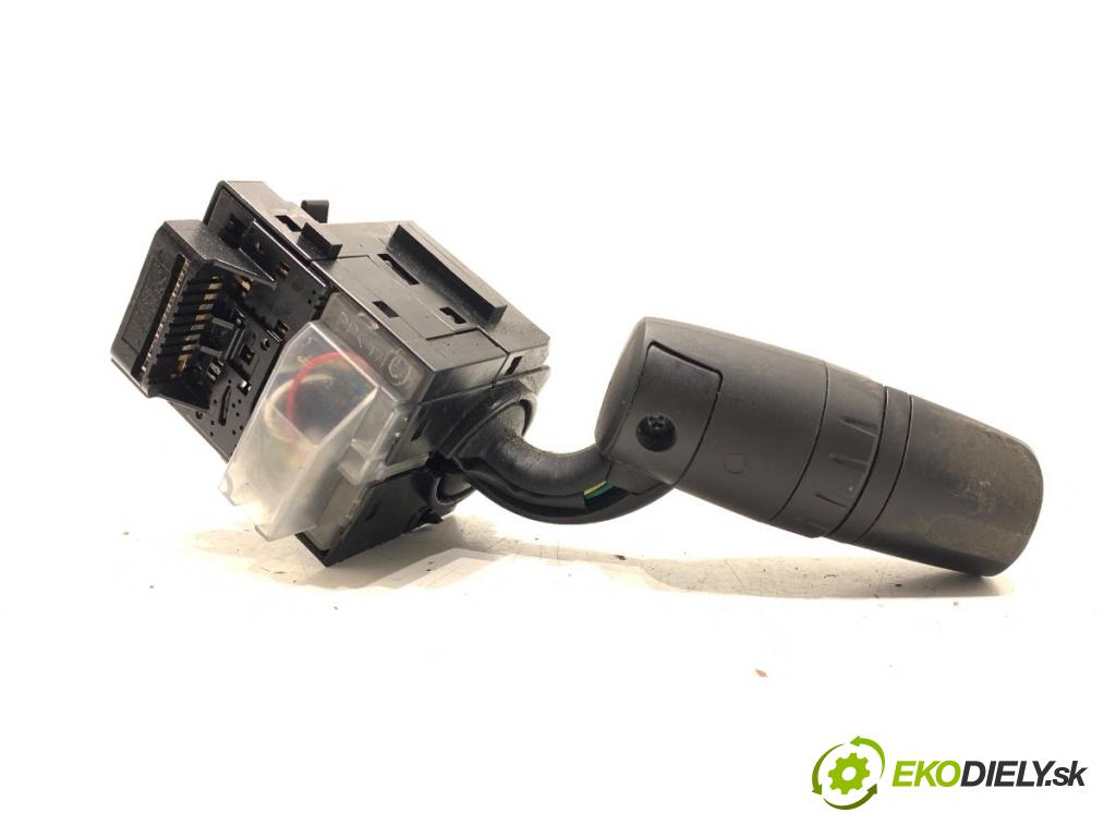 MAZDA CX-5 SUV 2012 118 kW 2.0 AWD (KEEAW) 1998 Prepínač smeroviek KD5117F887 (Prepínacie páčky pod volantom)