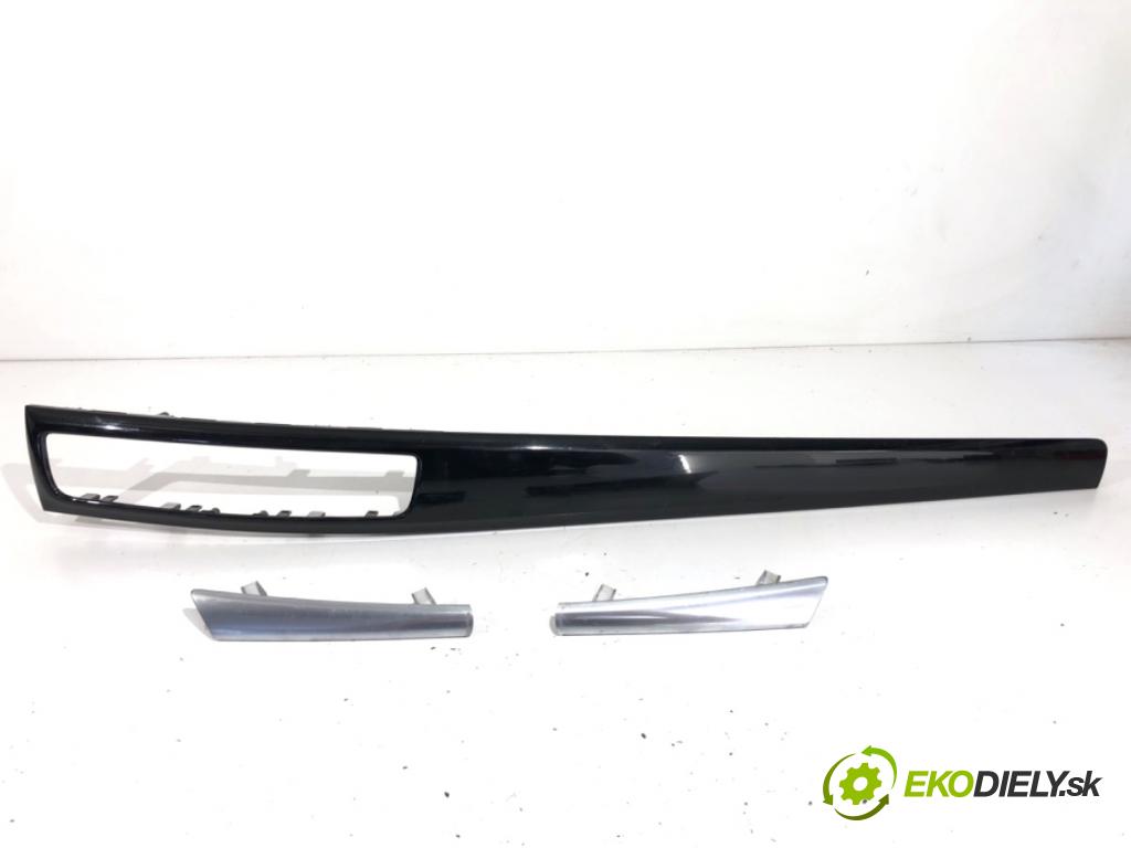 MAZDA CX-5 SUV 2012 118 kW 2.0 AWD (KEEAW) 1998 lišty kryt KD45-55256 (Lišta)