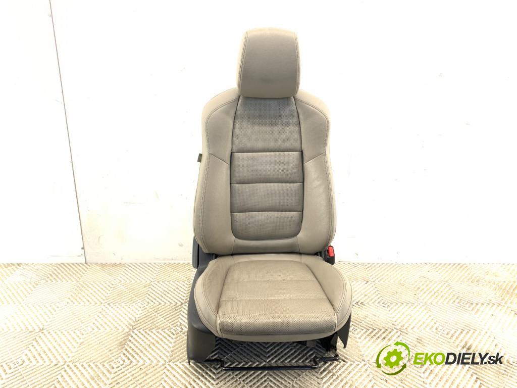 MAZDA CX-5 SUV 2012 118 kW 2.0 AWD (KEEAW) 1998 sedadlo pravý přední část 