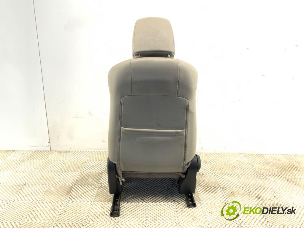 MAZDA CX-5 SUV 2012 118 kW 2.0 AWD (KEEAW) 1998 sedadlo pravý přední část