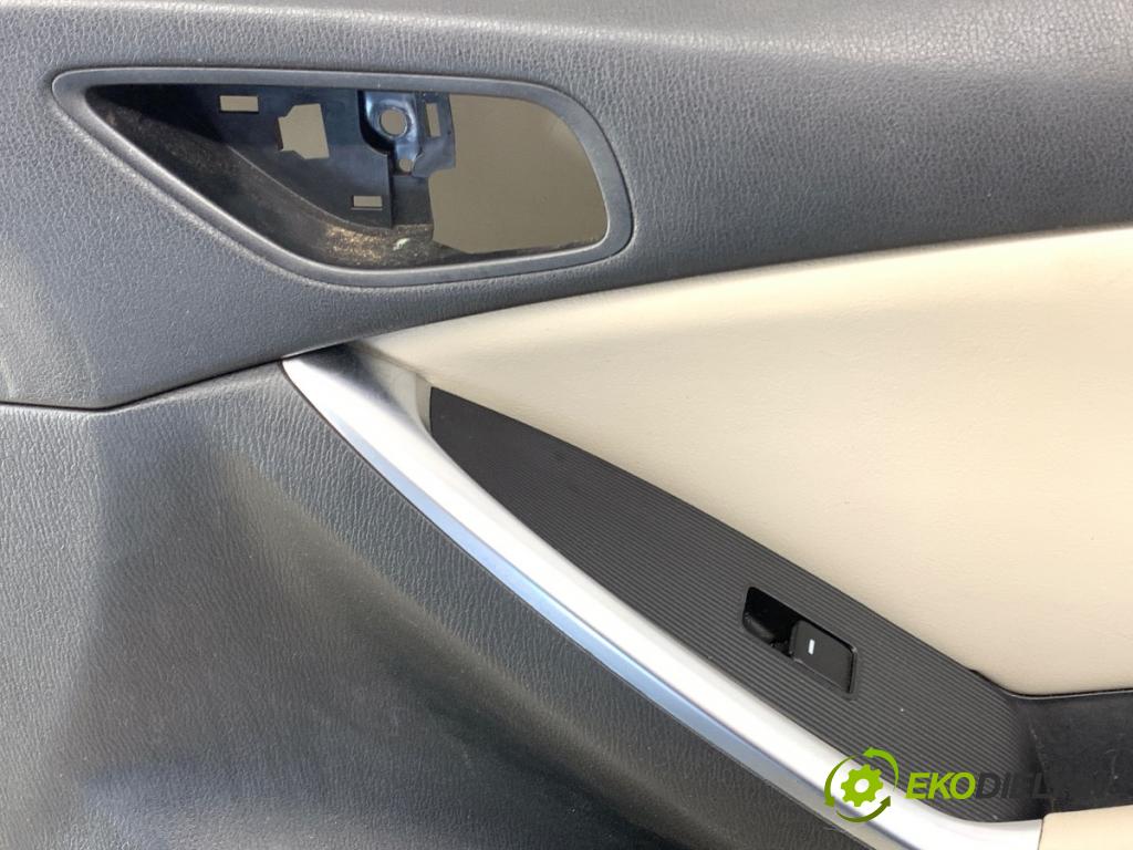 MAZDA CX-5 SUV 2012 118 kW 2.0 AWD (KEEAW) 1998 ča dveře pravý přední část