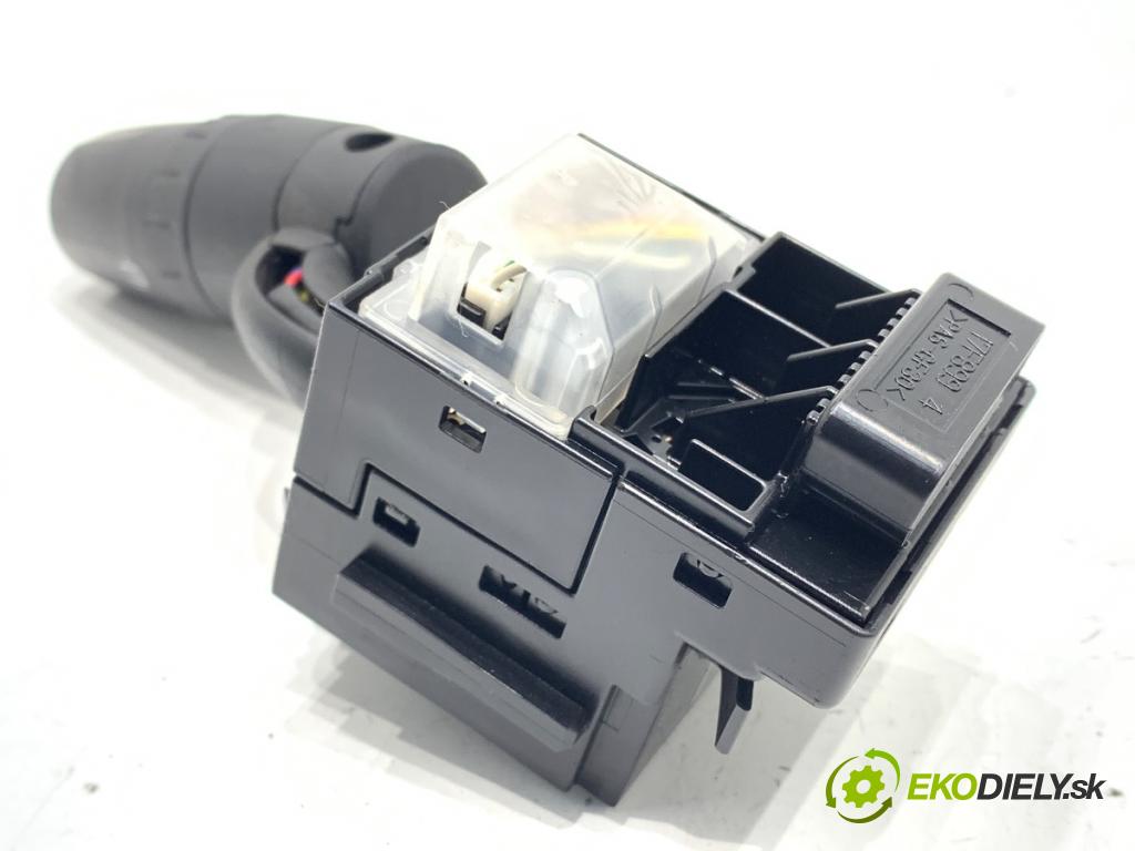 MAZDA CX-5 SUV 2012 118 kW 2.0 AWD (KEEAW) 1998 Prepínač stieračov KD4717F899 (Prepínacie páčky pod volantom)