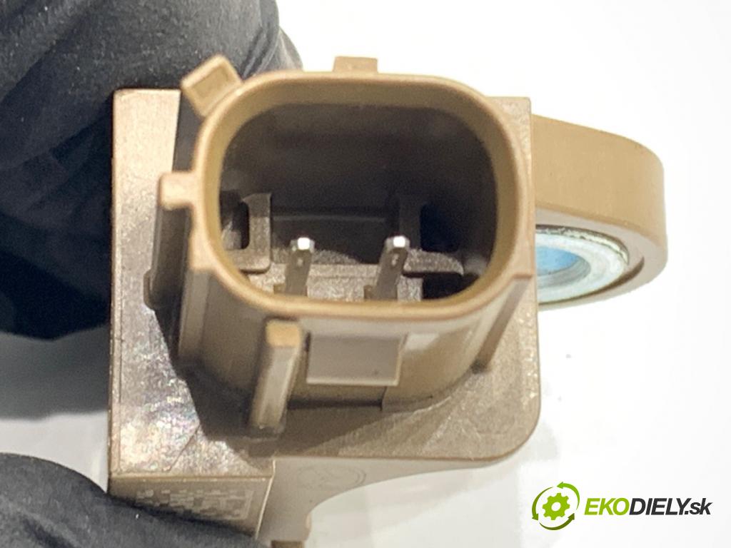 MAZDA CX-5 SUV 2012 118 kW 2.0 AWD (KEEAW) 1998 Snímač nárazu KD45-57KC0 (Snímač nárazu)