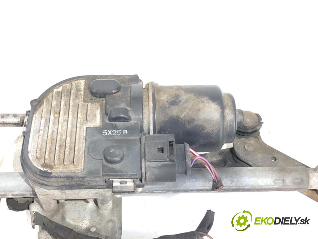 VW PASSAT B6 Kombi 2006 103 kW 2.0 TDI 1968 Mechanizmus stieračov predný 3C1955023B (Motorček stieračov predný)