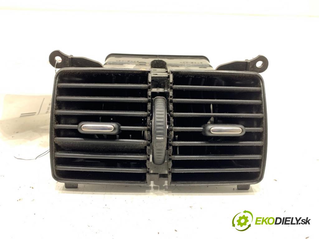 VW PASSAT B6 Kombi 2006 103 kW 2.0 TDI 1968 mří topení zadní část 3C0819203