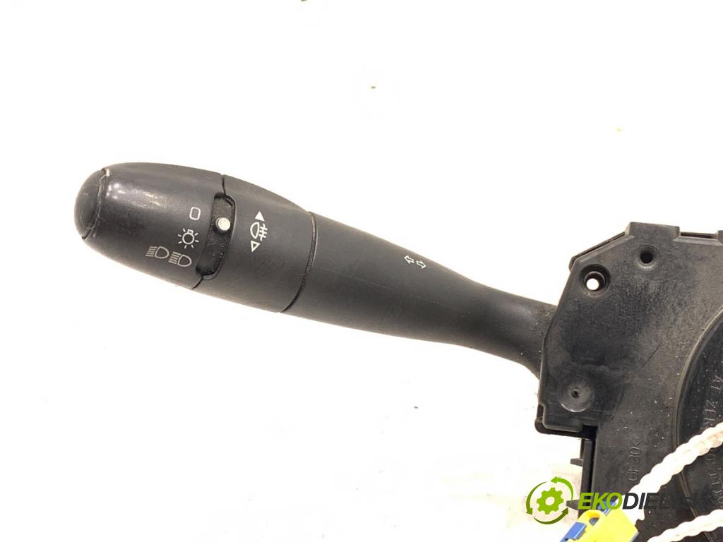 CITROEN BERLINGO II nadwozie wielkoprzestrzenne (MPV) 2011 66 kW 1.6 HDi 90 1560 Prepínač kombinovaný 96662455XT (Prepínacie páčky pod volantom)