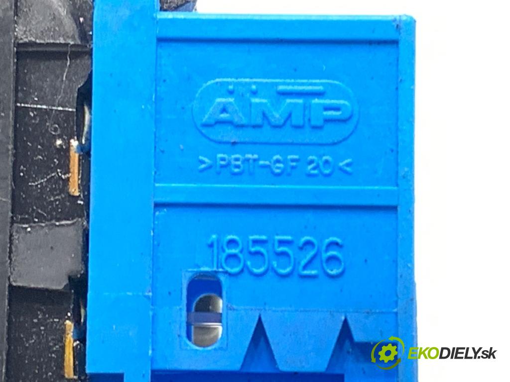 CITROEN BERLINGO II nadwozie wielkoprzestrzenne (MPV) 2011 66 kW 1.6 HDi 90 1560 Prepínač nastavenia spätných zrkadiel  (Prepínacie páčky pod volantom)