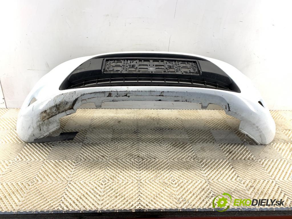 FORD FIESTA MK7 liftback 2012 51 kW 1.4 TDCi 1399 nárazník přední část  (Klika dveří ostatní)