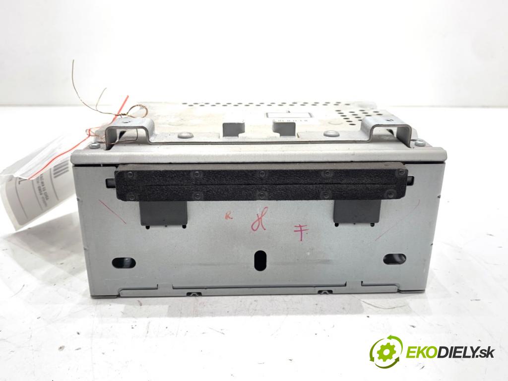 FORD FIESTA MK7 liftback 2012 51 kW 1.4 TDCi 1399 RADIO AA6T-18C815-DG (Audio zariadenie)