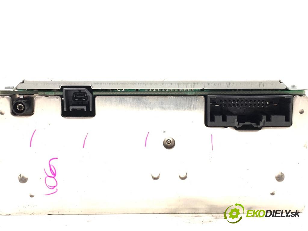 FORD FIESTA MK7 liftback 2012 51 kW 1.4 TDCi 1399 RADIO AA6T-18C815-DG (Audio zariadenie)