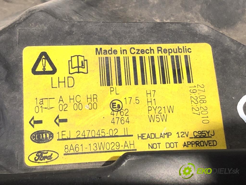 FORD FIESTA MK7 liftback 2012 51 kW 1.4 TDCi 1399 Svetlomet pravy predný 8A61-13W029-AH