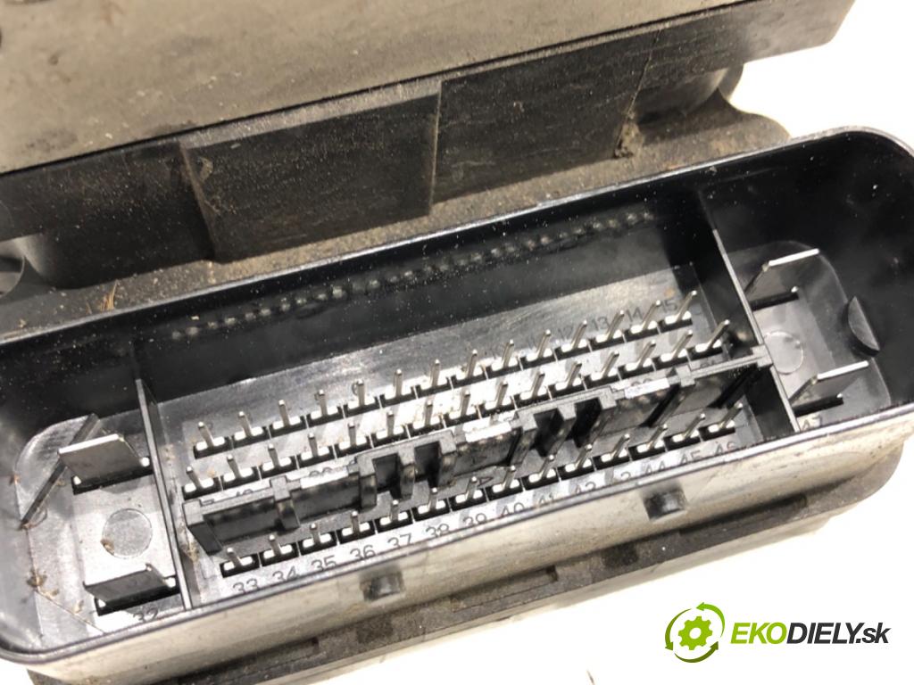 FORD FIESTA MK7 liftback 2012 51 kW 1.4 TDCi 1399 Pumpa ABS CV21-2C405-CC (Pumpa ABS)