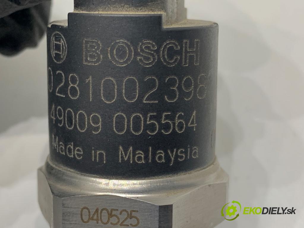 OPEL ASTRA H liftback 2004 74 kW 1.7 CDTI (L48) 1686 Snímač tlaku paliva 0281002398 (Snímač)