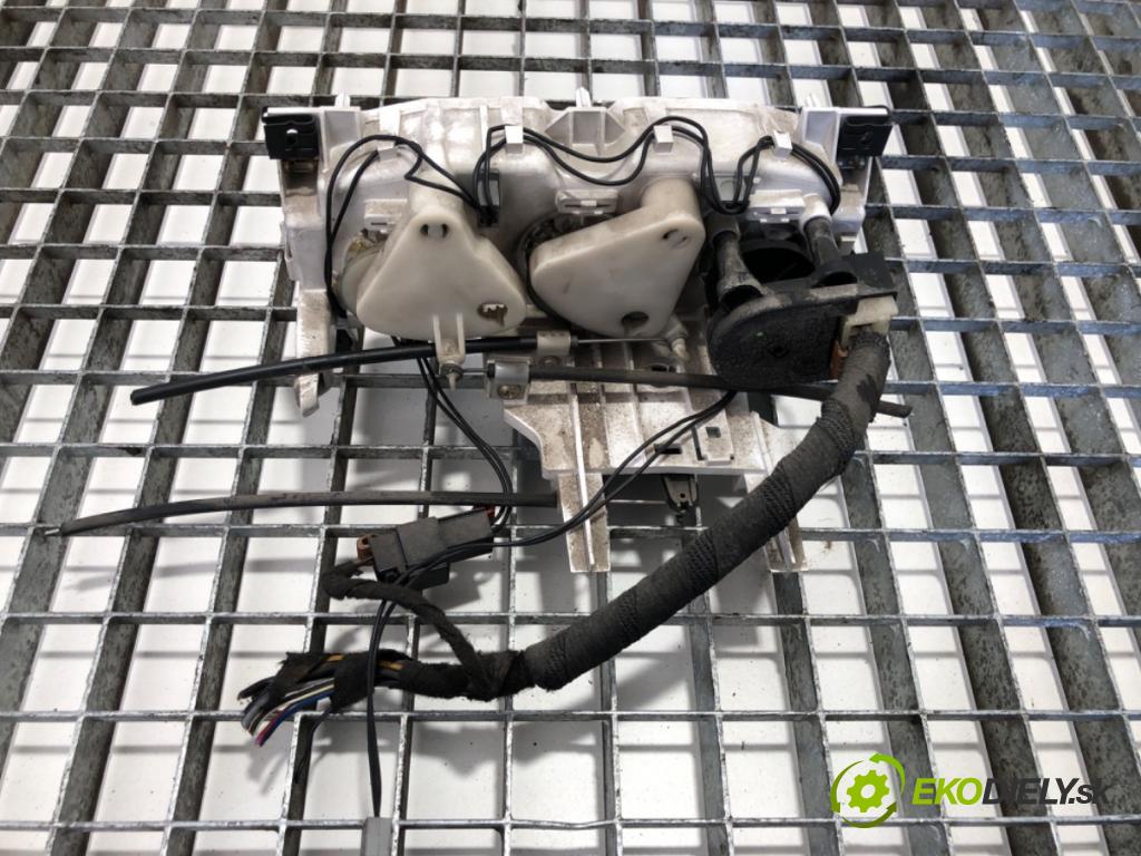 CITROEN JUMPER II Skrzynia 2003 74 kW 2.2 HDi 2179 Panel ovládania kúrenia  (Prepínacie páčky pod volantom)