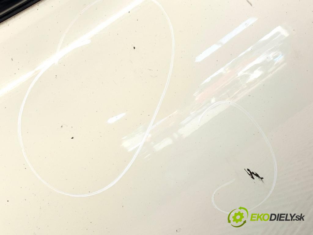 MINI R56 liftback 2008 80 kW Cooper D 1560 kapota zadní část 850