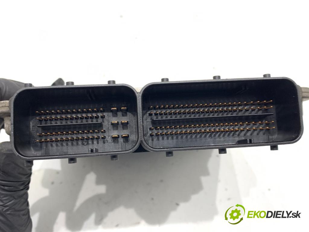 MINI R56 liftback 2008 80 kW Cooper D 1560 riadiaca jednotka Motor 7809794 (Riadiaca jednotka)