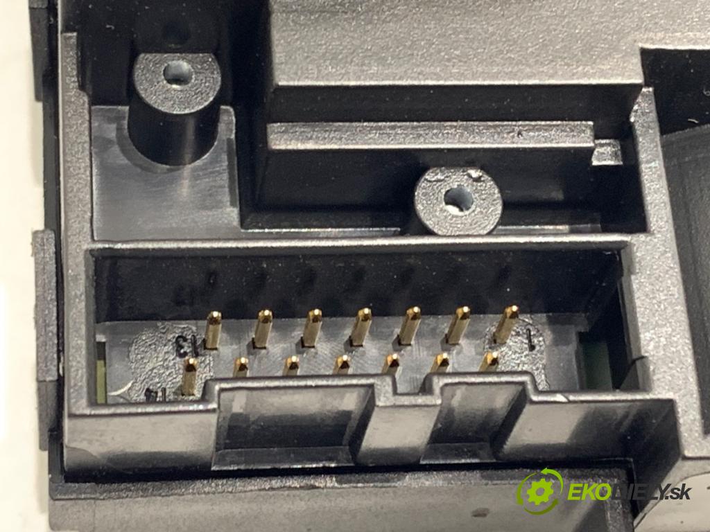 MINI R56 liftback 2008 80 kW Cooper D 1560 spinačka  (Spínacia skrinka)