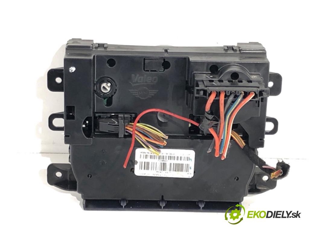 MINI R56 liftback 2008 80 kW Cooper D 1560 Panel ovládania kúrenia 3452259 (Prepínacie páčky pod volantom)