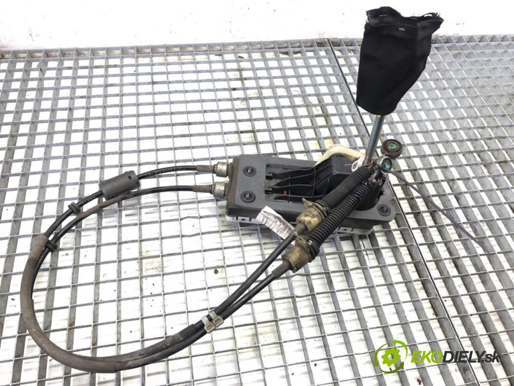 MINI R56 liftback 2008 80 kW Cooper D 1560 Kulisa  (Rýchlostná páka (kulisa))