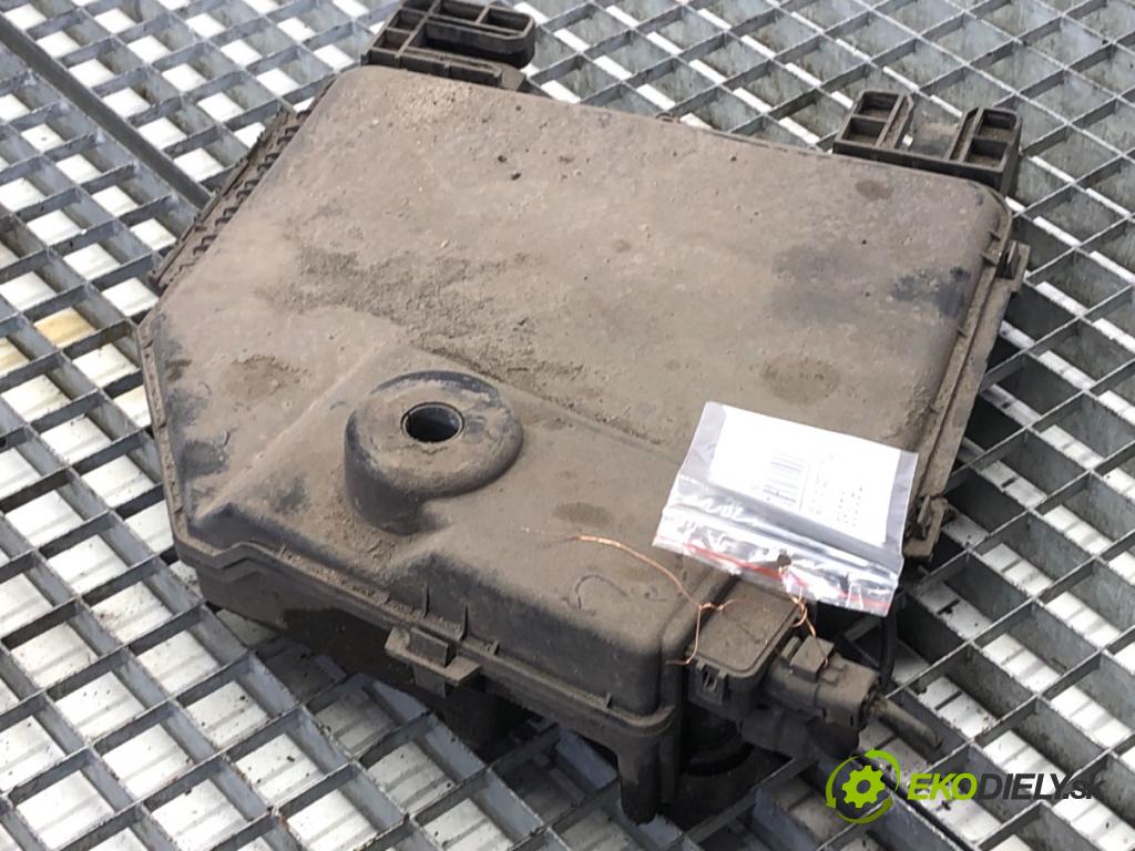 MINI R56 liftback 2008 80 kW Cooper D 1560 nádržka DPF 2752522