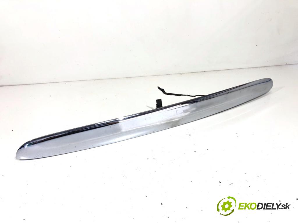 MINI R56 liftback 2008 80 kW Cooper D 1560 lišta dveří zadní část 7151140