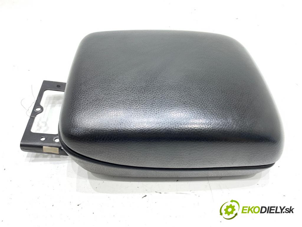 SUZUKI GRAND VITARA II samochód terenowy zamknięty 2007 95 kW 1.9 DDiS (JB419WD, JB419XD) 1870 Lakťová opierka  (Lakťová opierka)